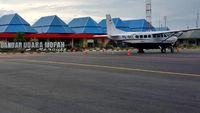 Foto: Jokowi Pamer Bandara-bandara Cantik Papua di Facebook