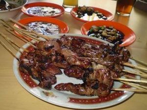 4 Tempat di Bandung Ini Punya Sate Kambing Empuk Juicy
