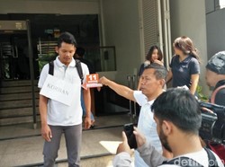 Polisi Gelar Rekonstruksi Perampokan Sadis di SPBU Daan Mogot