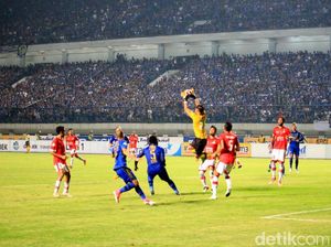 Maitimo Sebut Persija vs Persib sebagai El Clasico Indonesia Maitimo Sebut Persija vs Persib sebagai El Clasico Indonesia