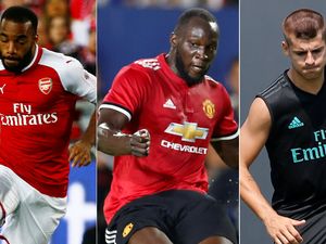 Membandingkan Statistik Lacazette, Lukaku, dan Morata Musim Lalu