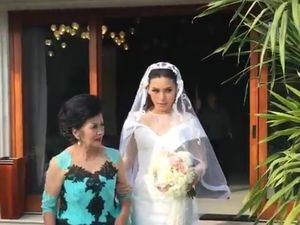 Happy Wedding! Sammy Simorangkir Akhirnya Resmi Akhiri Masa Janda Viviane Happy Wedding! Sammy Simorangkir Akhirnya Resmi Akhiri Masa Janda Viviane