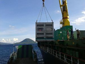 Pulihkan Listrik Pulau Sula di Maluku Utara, PLN Kirim 17 Genset