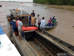 Tim SAR Temukan Jasad ABK yang Jatuh di Perairan Inhil Riau