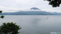 Foto: Danau Terbesar Kedua di Sumatera