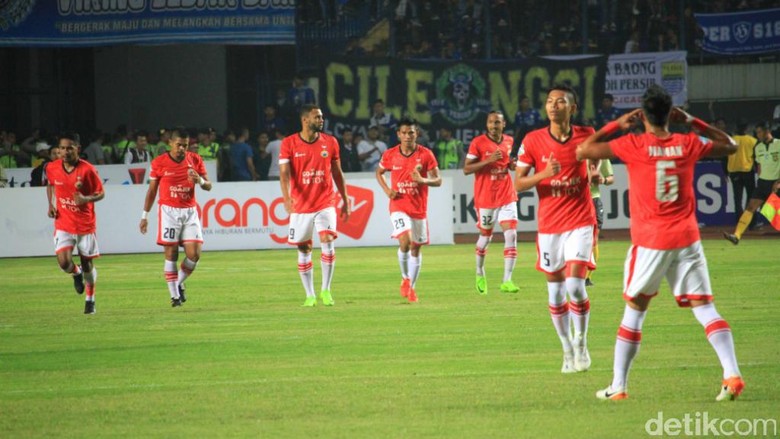Persija Bakal Lepas Pemain Lokal Jika... Persija Bakal Lepas Pemain Lokal Jika...