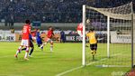 Persib vs Persija Berakhir Imbang 1-1