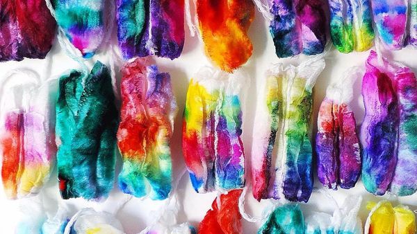 Potret Stretch Mark Warna-warni Karya Seniman Muda Brazil