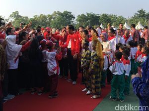 Ditanya Presiden Jokowi, Bocah Ini Bercita-cita Jadi YouTuber Ditanya Presiden Jokowi, Bocah Ini Bercita-cita Jadi YouTuber