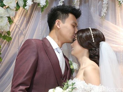 Pengantin Baru, Fendy Chow Cium Kening Stella eks JKT48