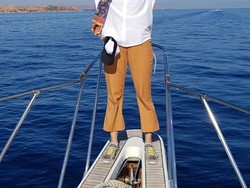 Intip Gaya Sri Mulyani Piknik di Labuan Bajo