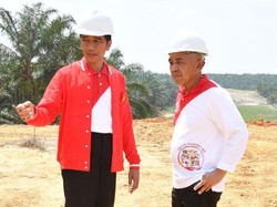 Jokowi Serahkan 6.000 Sertifikat Tanah untuk Warga Riau