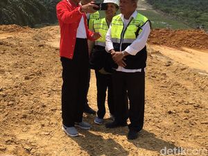 Lewat Vlog, Jokowi Pamerkan Jalan Tol Pekanbaru-Dumai Tuntas di 2019