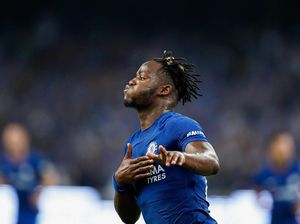 Morata Belum Tampil, Batshuayi Unjuk Gigi