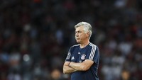 Dipecat di awal musim keduanya di Bayern, Ancelotti cuma mampu mempersembahkan satu gelar Liga Jerman dan dua trofi Piala Super Jerman. (Foto: Getty Images/Lintao Zhang)