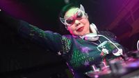 Pesona Sumiko Iwamuro, DJ Tertua di Dunia