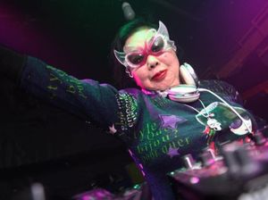 Pesona Sumiko Iwamuro, DJ Tertua di Dunia