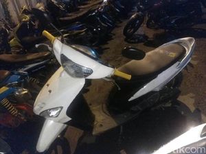 Pacaran di KBT Cakung, Adi Dipalak Pakai Clurit dan HP-nya Raib