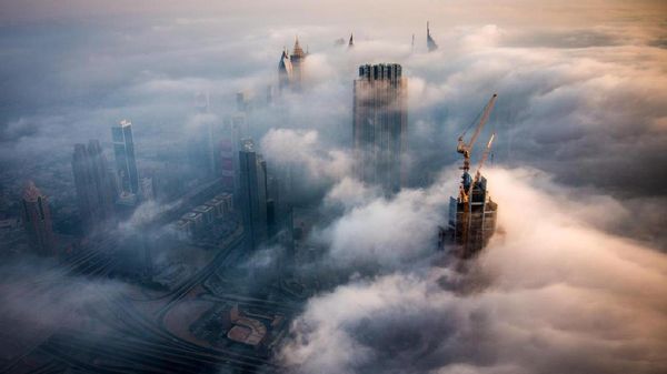 Foto: Fenomena Saat Dubai Jadi Negeri di Atas Awan