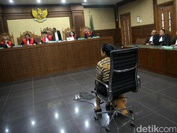 Saksi Anton: Yang Bayar Pengacara Miryam Adalah Markus Nari