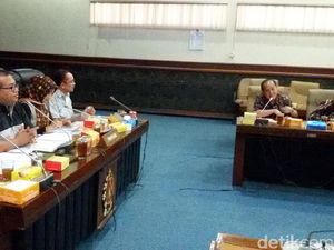 Rapat Pansus Penetapan Cagub dan Cawagub DIY Diwarnai Gebrak Meja