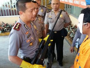 Miliki Senpi Rakitan, Karyawan Perkebunan di Jember Diamankan