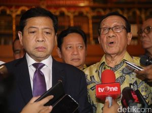 Akbar Tandjung Harap Novanto Lolos Praperadilan Akbar Tandjung Harap Novanto Lolos Praperadilan