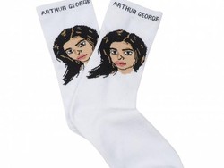 Unik, Koleksi Kaus Kaki Kolaborasi Rob Kardashian dengan Kylie Jenner