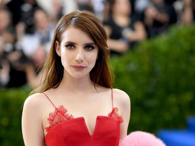 Foto: Cantiknya 10 Selebriti Bergaya Kasual Hingga Glamour