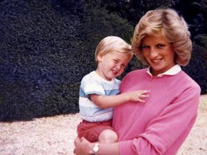 Haru! Video Dokumenter Putri Diana dari Kacamata sang Putra