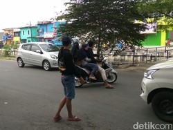 Maukah Direkrut untuk Urai Macet? Ini Aneka Jawaban Pak Ogah