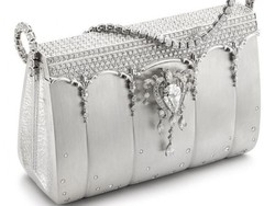 Ini Barang-barang yang Sering Diperiksa Petugas Bea Cukai di Bandara