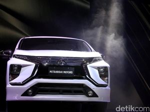 Jangan Salah Lihat Susunan Lampu MPV Mitsubishi