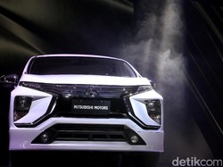 Jangan Salah Lihat Susunan Lampu MPV Mitsubishi