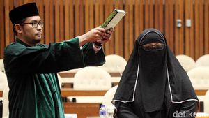 Curhat Yulianis ke Pansus Angket KPK