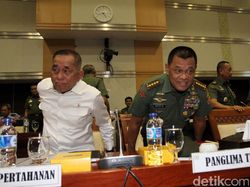 Menhan dan Panglima TNI Raker dengan Komisi I DPR