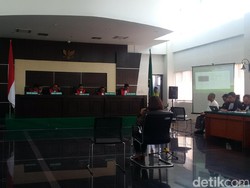 Sidang Buni Yani, Jaksa Hadirkan Saksi yang Kenal di Facebook