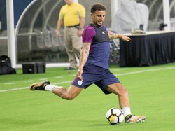 Chelsea Sempat Coba Beli Kyle Walker