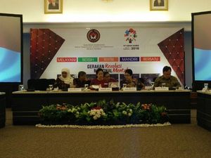 Menteri Jokowi Ngumpul Bahas Integrasi 3 Bansos Jadi 1 Kartu