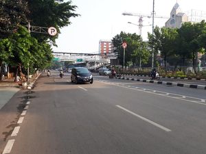 Lebih Tertib, Ini Penampakan Contraflow di Jalan Salemba Raya