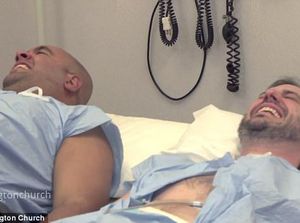 Kocak! Saat Pria Rasakan Nyerinya Kontraksi Melahirkan Lewat Simulator Kocak! Saat Pria Rasakan Nyerinya Kontraksi Melahirkan Lewat Simulator