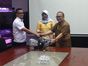 Tingkatkan Kualitas Mahasiswa, President University Gandeng PT AHM