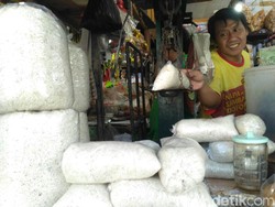 Kelangkaan Garam Grosok Paling Dirasakan di Pasar Beringharjo Yogya