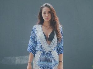 Empat Bulan Menikah, Raquel Katie Melahirkan Anak Perempuan Empat Bulan Menikah, Raquel Katie Melahirkan Anak Perempuan