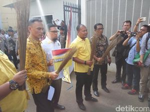 Ingin Deklarasi Golkar Bersih, Kader Muda Dilarang Masuk DPP Ingin Deklarasi Golkar Bersih, Kader Muda Dilarang Masuk DPP