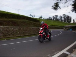 Naik Motor City Touring Ini Jadi Makin Gaya
