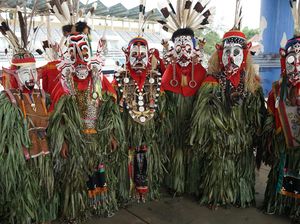 Tari Hudoq Khas Dayak: Sejarah, Fungsi, Kostum, Gerakan dan Maknanya