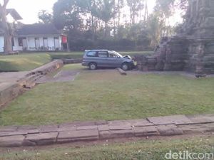 Sebelum Seruduk Candi Kidal, Mobil yang Disopiri Joko Lompati Taman