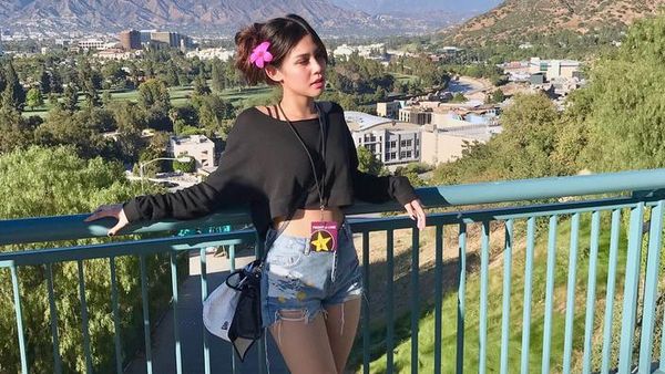 So Shiny, Vanesha Prescilla Cantik Banget