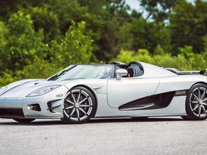 Koenigsegg CCXR Trevita Punya Floyd Mayweather Dilelang